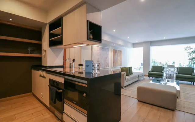 w Sensational 1BR With Private Pool in Barranco