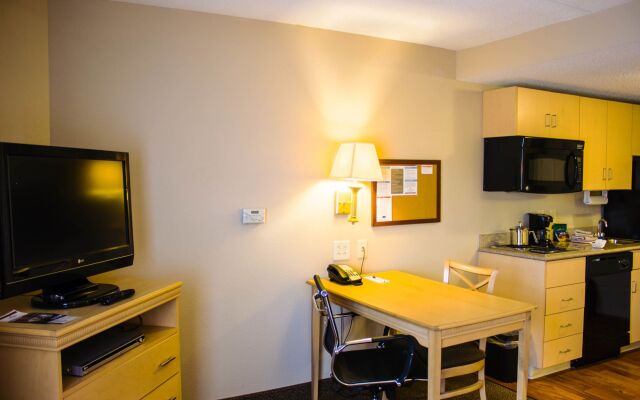 Candlewood Suites Wilson by IHG