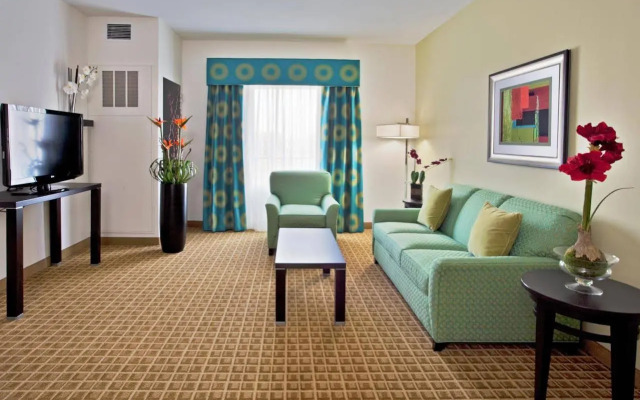 DoubleTree by Hilton Sarasota Bradenton Airport