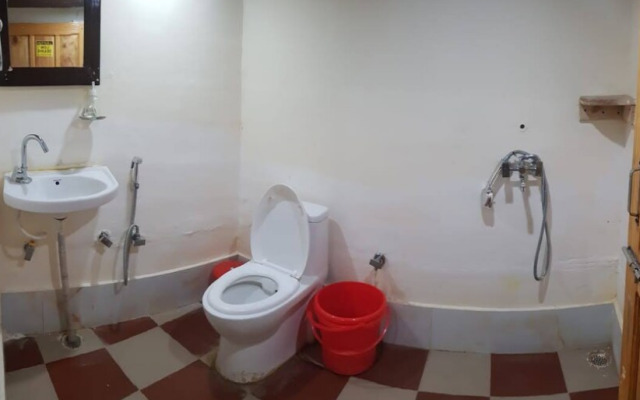 Elwood Resort Pangot