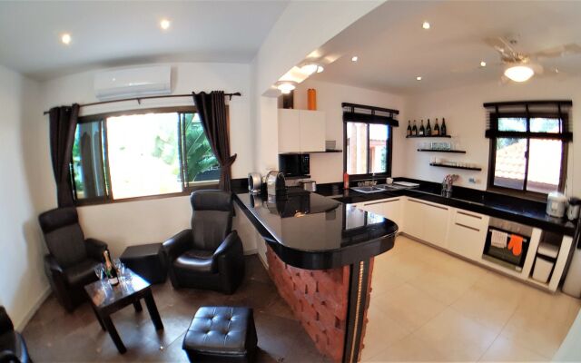 Land59 Pool Villa Pattaya - 5 Bedrooms