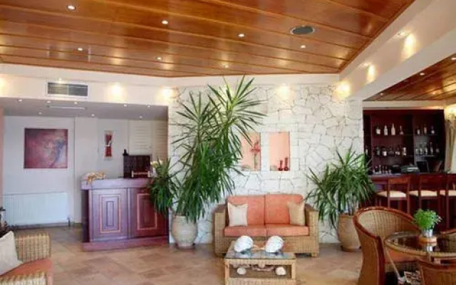 Paralio Hotel