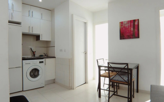 Apartamento de 2 Habitaciones en Puerta del Angel AZ2EXC