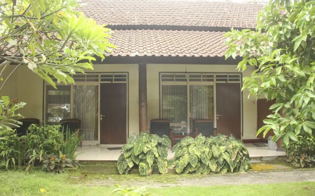 RedDoorz Plus @ Pejanggik Mataram