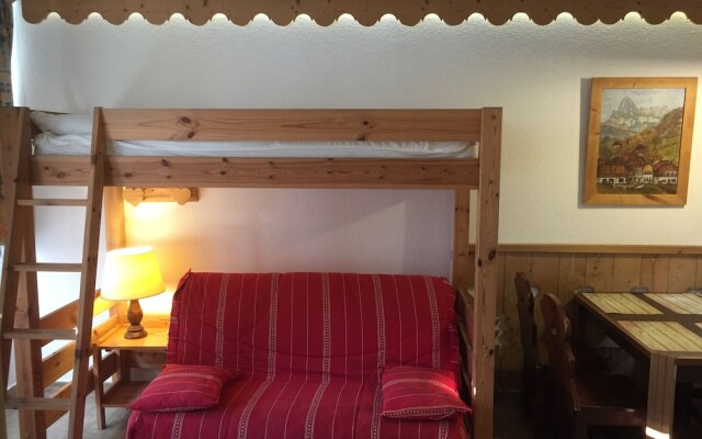 Chamonix Centre Holiday Cromotherapy 1