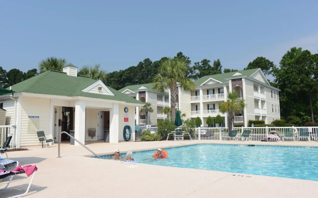 River Oaks Resort