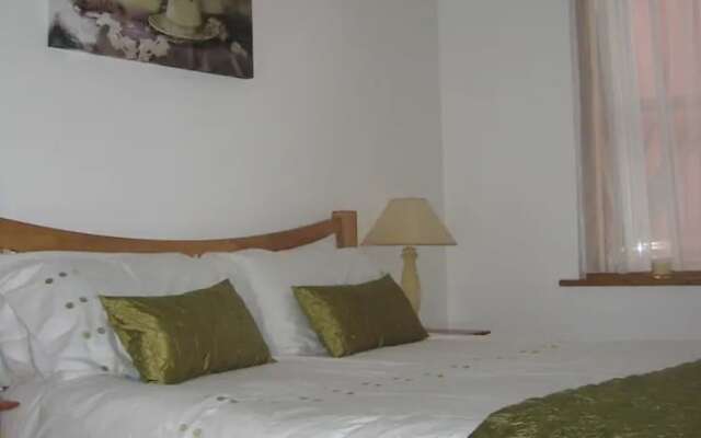 Well-located Dublin Apartment Beside Grand Canal