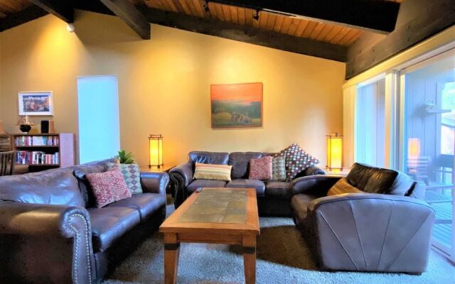 Mammoth S #232 4 Bedroom Condo