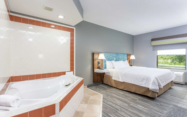 Hampton Inn Auburn