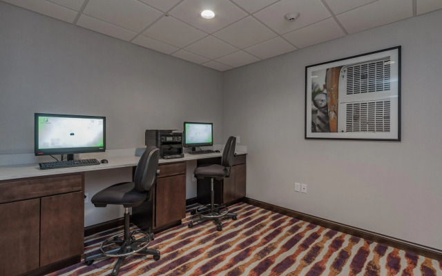 Holiday Inn Mishawaka by IHG