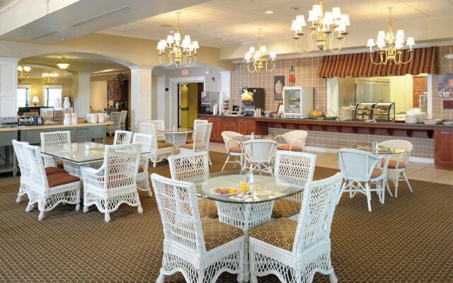 Carlisle Inn Sugarcreek