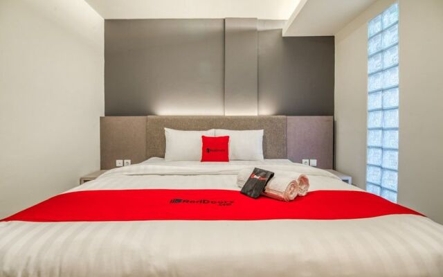 RedDoorz Plus near Akademi Kepolisian Semarang 3