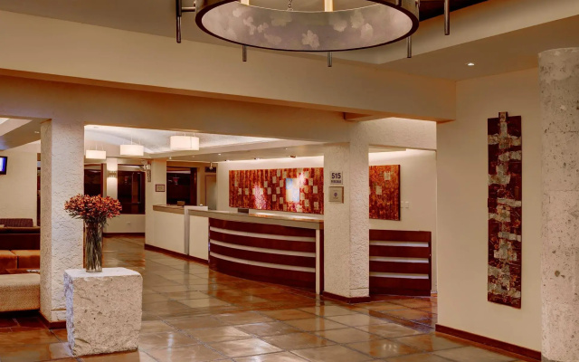 Hotel El Lago by Luoxo