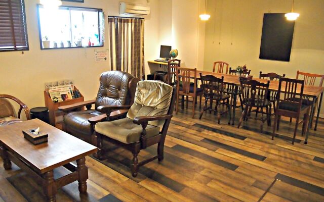J-Hoppers Hiroshima Guesthouse - Hostel