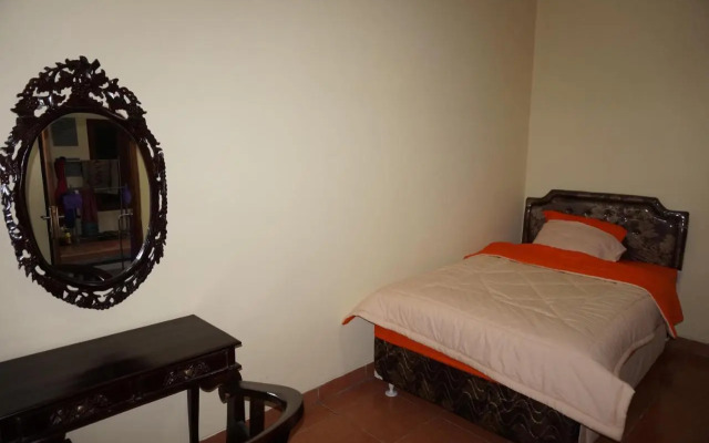 QQ Guesthouse