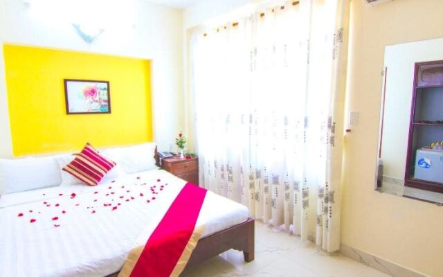 Nam Viet Hotel