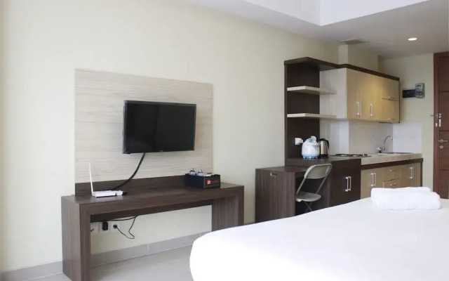 Scenic & Comfy Studio At Beverly Dago near ITB
