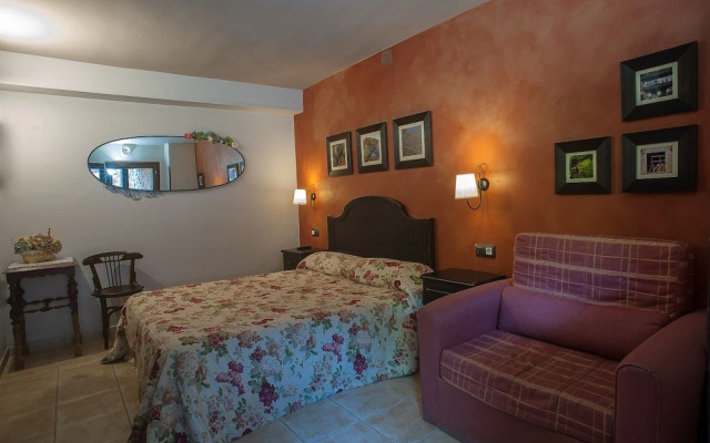 Hotel Corru San Pumés