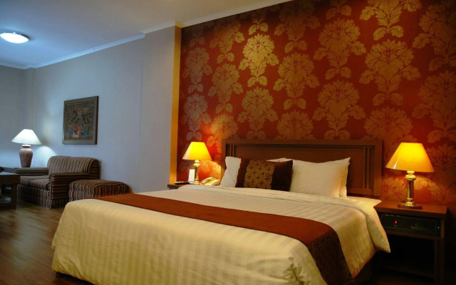 Riyadi Palace Hotel