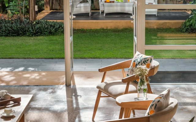 Seis Villa-Splendid 4 bhk villa with private pool