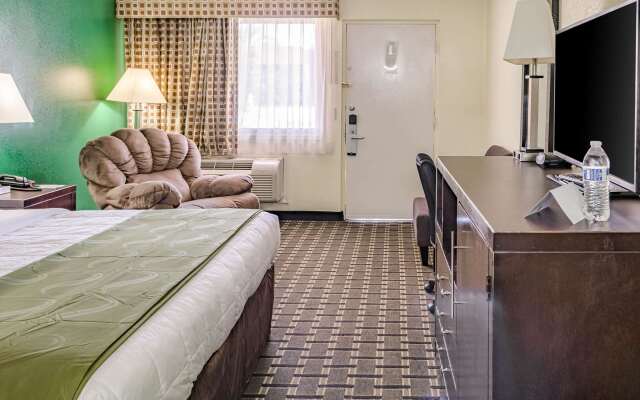 Quality Inn Charleston - West Ashley