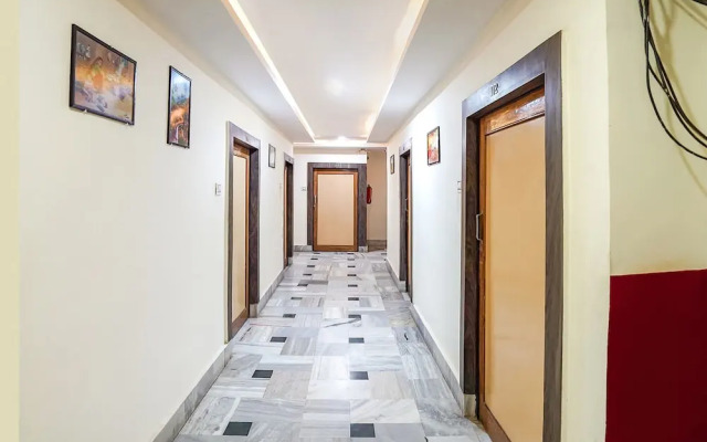 New Shanti Hotel by OYO Rooms
