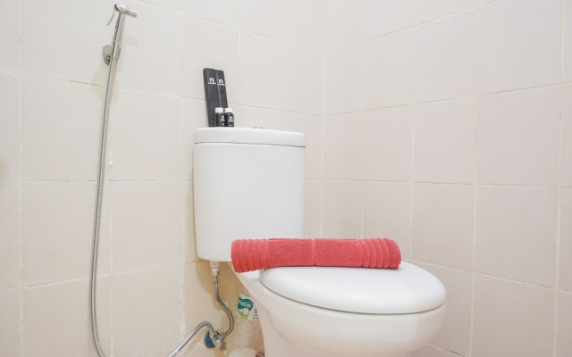 Cozy Living Studio Sunter Park View Apartment – Bathroom – Jakarta