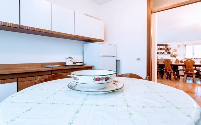 Villa Vallocchia - sleeps 18. Exclusive pool/grounds. Spoleto 10 mins. Rome 1 hr