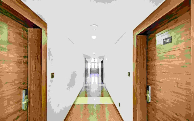 Fabhotel Plus Royal Galaxy I