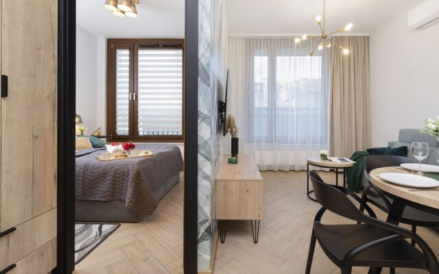 Krochmalna Apartment Warsaw by Renters