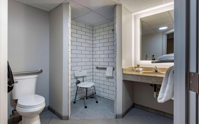 Best Western Plus Como Park Hotel