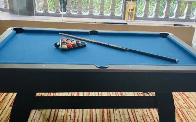 Qionghai waika Hotel (Wanquanhe store)