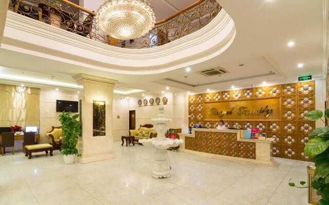 Royal Family Hotel Da Nang
