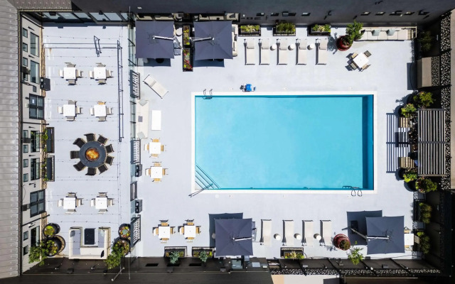 DoubleTree by Hilton Denver Cherry Creek