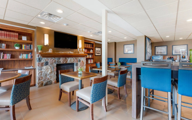 Lift Bridge Lodge, an Ascend Collection Hotel