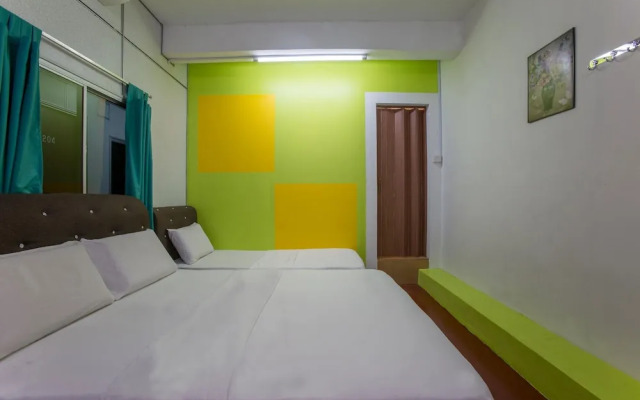 SPOT ON 89788 Musafir Transit Hotel