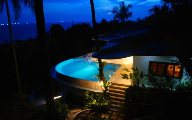 Monkey Flower Villas