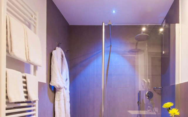 Giuturna Boutique Hotel