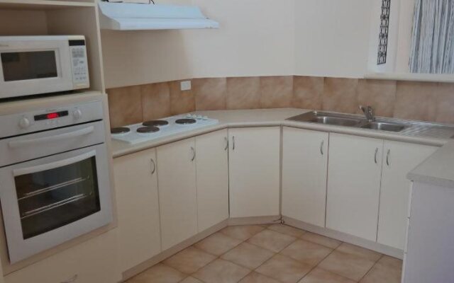 Pelican Shore Villas