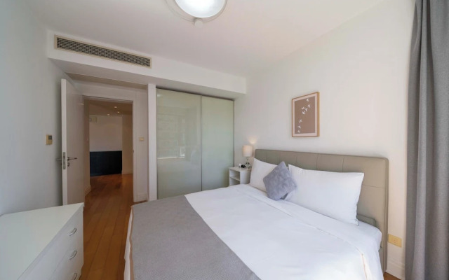 Tyms 1BR 1BA Apt Xujiahui Metro