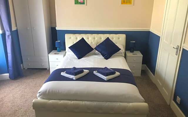 Leamington House Hotel