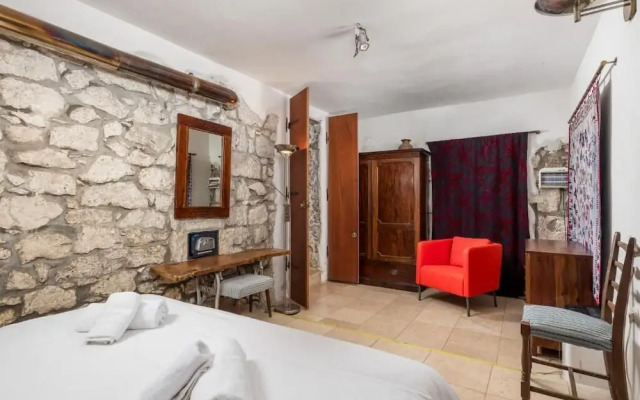 Villa Cave Romana