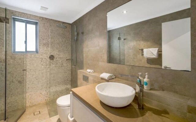 Bondi Vista Beachfront Apartment