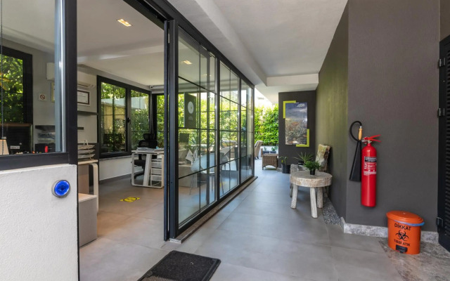 Z-Suites