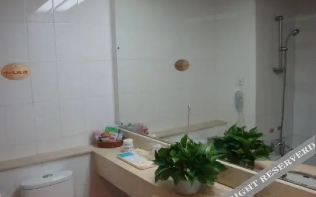 Nanhua Hotel