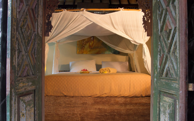 Gaia Retreat Center – Guest Rooms – Ubud