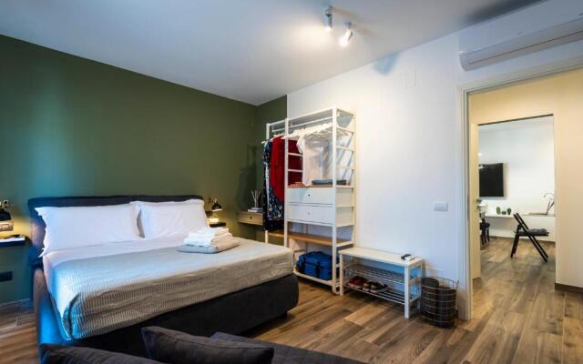 Alga 5-Star Boutique Apartment Steps from the Sea