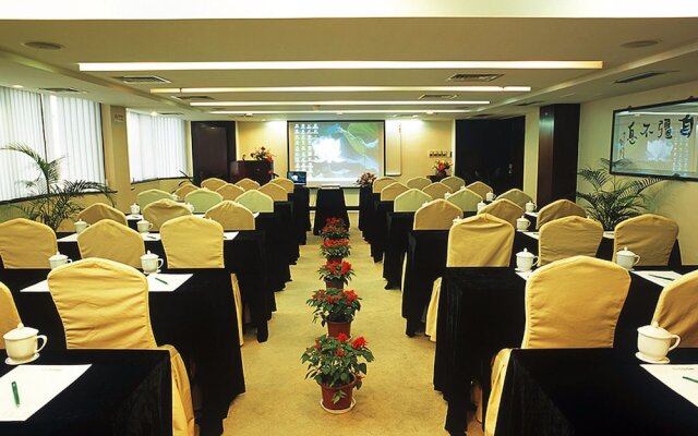 Guang Cai Hotel