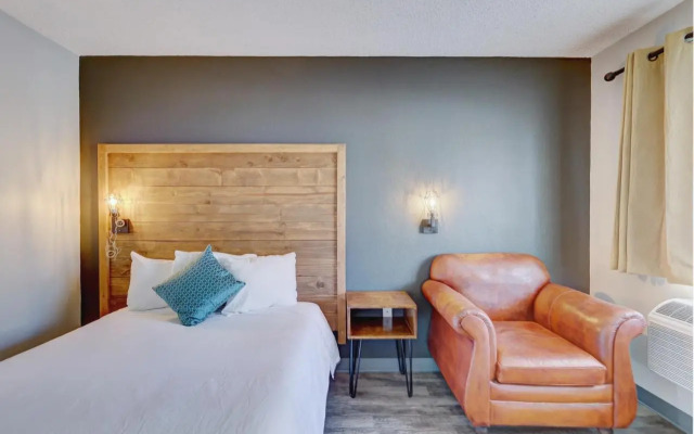 Ramada Palm Springs