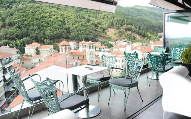 Lingos Hotel